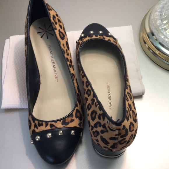 NEW ISAAC MIZRAH LIVE BLACK & LEOPARD PRINT HEELS WITH GOLD TRIM - Picture 7 of 7